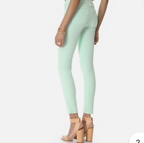 Jbrand Skinny Capris Jeans - Picture 15 of 15